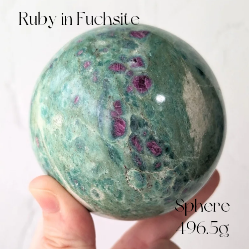 【Ruby in Fuchsite Sphere 496.5g】インド産 ルビーインフックサイト スフィア