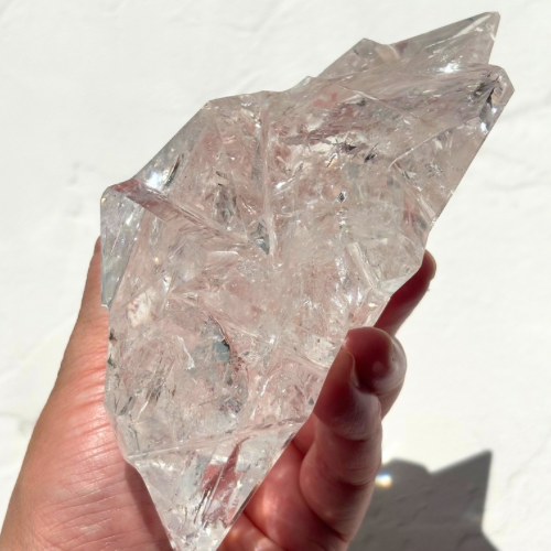 【Lemurian Quartz Sculpture】ブラジル・バイーア産レムリアンクォーツスカルプチャー(スタンド付)