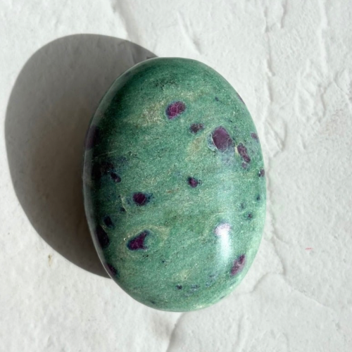 【Ruby in Fuchsite Palm Stone⑤】インド産 ルビーインフックサイト パーム