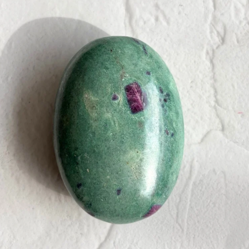 【Ruby in Fuchsite Palm Stone⑦】インド産 ルビーインフックサイト パーム