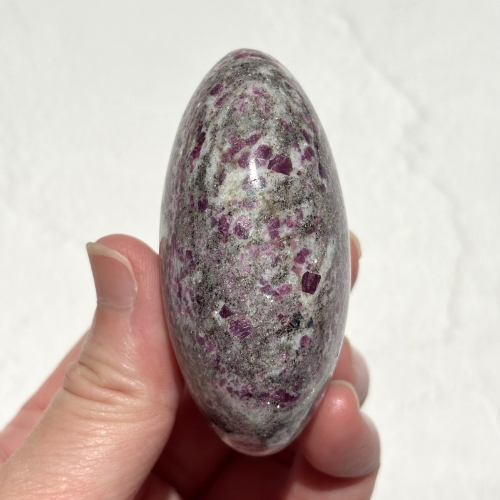 【Ruby in Matrix Palm Stone⑦】インド産 ルビーインマトリックス パームストーン
