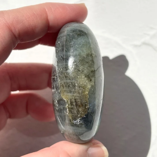 【Labradorite Palm Stone②】マダガスカル産 ラブラドライトパーム