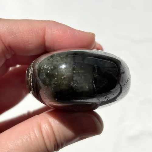 【Labradorite Palm Stone⑤】マダガスカル産 ラブラドライトパーム
