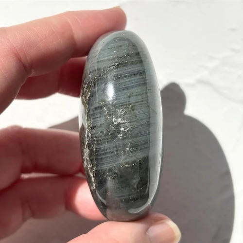 【Labradorite Palm Stone②】マダガスカル産 ラブラドライトパーム
